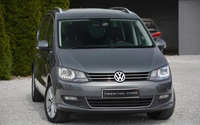 samochody osobowe Volkswagen Sharan cena 54800 przebieg: 284000, rok produkcji 2014 z Czeladź